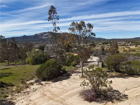 39175 Boulder Dr, Anza, CA 92539 photo 11