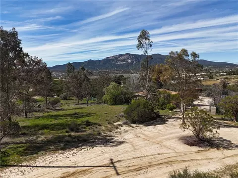 39175 Boulder Dr, Anza, CA 92539 photo 54