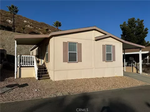 32600 State Highway 74 #87, Hemet, CA 92545