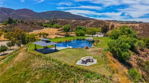 View/Area - 38831 Pauba, Temecula, CA 92592 photo 4 of 6