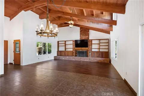 Living - 38831 Pauba, Temecula, CA 92592 photo 2 of 2