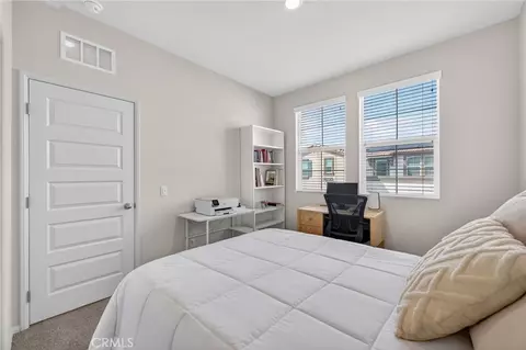 Bedroom - 40379 Melrose Dr, Temecula, CA 92591 photo 4 of 7