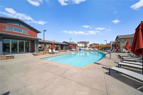 Exterior - 40379 Melrose Dr, Temecula, CA 92591 photo 11 of 12