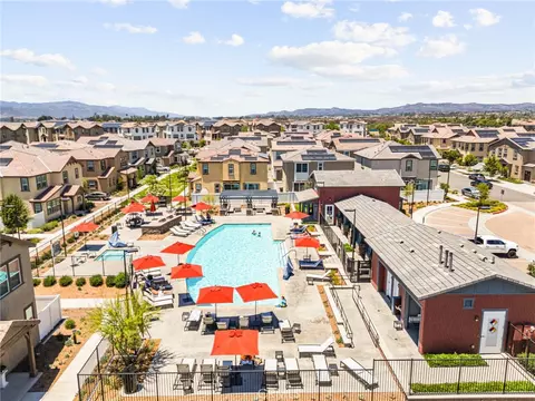 View/Area - 40379 Melrose Dr, Temecula, CA 92591 photo 8 of 9