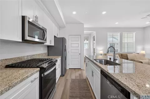 Kitchen - 40379 Melrose Dr, Temecula, CA 92591 photo 1 of 1