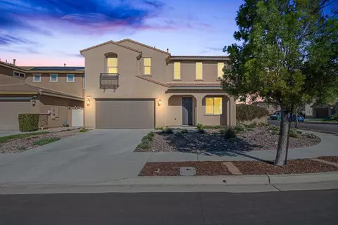 37761 Apache Plume Dr, Murrieta, CA 92563