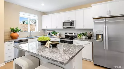 Kitchen - 1769 Eagle Rd, Rialto, CA 92376 photo 3 of 3