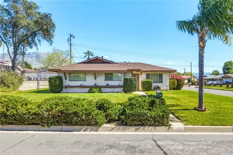 6662 Robinson Rd, Highland, CA 92346