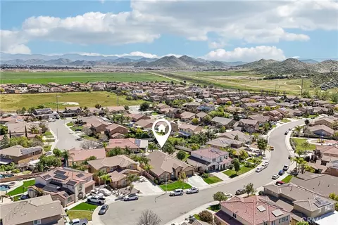 View/Area - 28552 Rustic Glen St, Menifee, CA 92584 photo 3 of 8