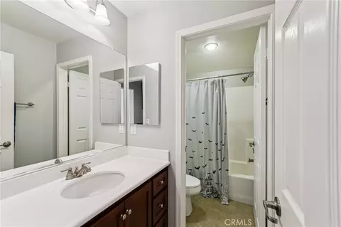 Bath - 28552 Rustic Glen St, Menifee, CA 92584 photo 2 of 3