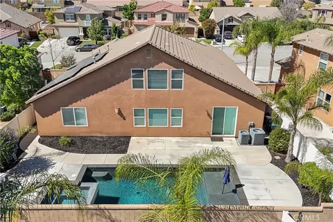 View/Area - 28552 Rustic Glen St, Menifee, CA 92584 photo 2 of 8