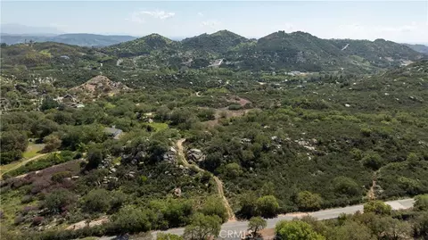 44660 Tortuga Rd, Temecula, CA 92590 photo 2