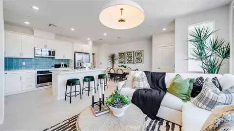 2691 Cloudview Privado, Ontario, CA 91761