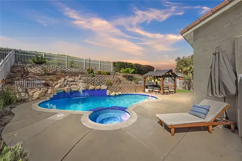 32924 Charmes Ct, Temecula, CA 92592