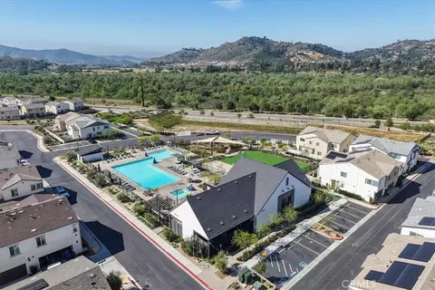 View/Area - 35246 Blossom, Fallbrook, CA 92028 photo 4 of 8