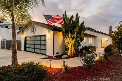 22294 Whirlaway Ct, Canyon Lake, CA 92587