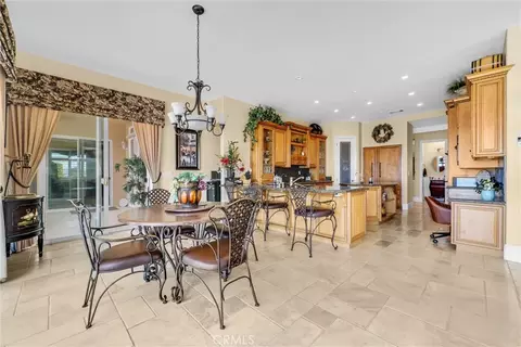 Kitchen - 38525 Via De Oro, Temecula, CA 92592 photo 3 of 8