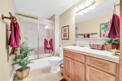 Bath - 38525 Via De Oro, Temecula, CA 92592 photo 7 of 7
