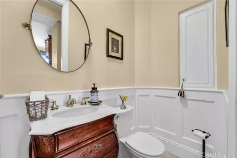 Bath - 38525 Via De Oro, Temecula, CA 92592 photo 3 of 7