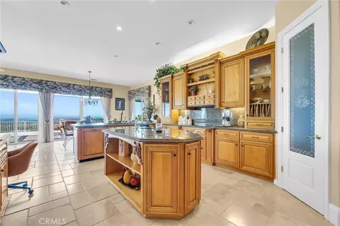 Kitchen - 38525 Via De Oro, Temecula, CA 92592 photo 1 of 8