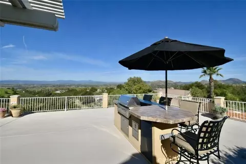 Exterior - 38525 Via De Oro, Temecula, CA 92592 photo 6 of 13