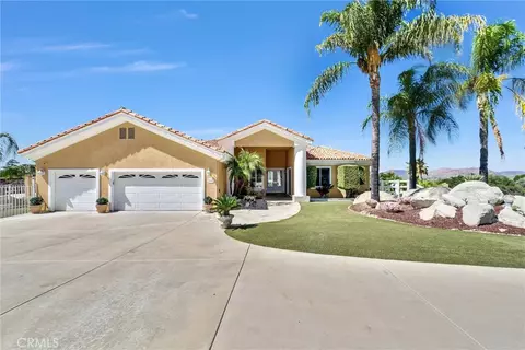 Exterior - 38525 Via De Oro, Temecula, CA 92592 photo 9 of 13