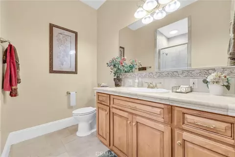 Bath - 38525 Via De Oro, Temecula, CA 92592 photo 6 of 7
