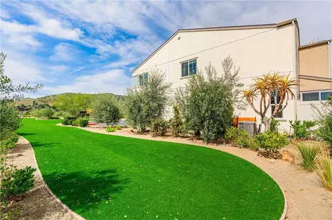 Exterior - 35103 Vintage Cv, Fallbrook, CA 92028 photo 13 of 19