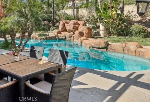 30 Villa Valtelena, Lake Elsinore, CA 92532