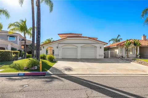 30181 Swan Pt, Canyon Lake, CA 92587