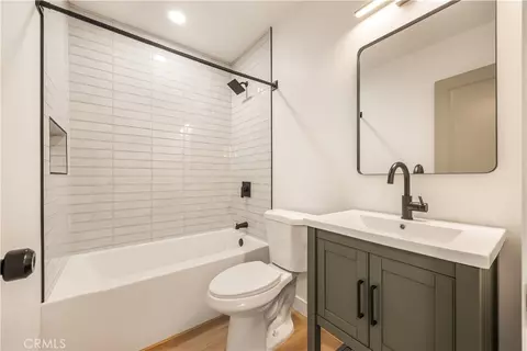 Bath - 4795 Claire Dr, Oceanside, CA 92057 photo 1 of 2