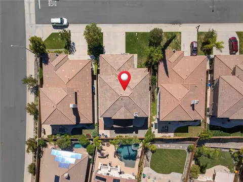 View/Area - 33884 Pegase Ct, Temecula, CA 92592 photo 4 of 11