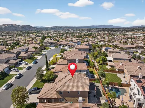 View/Area - 33884 Pegase Ct, Temecula, CA 92592 photo 2 of 11