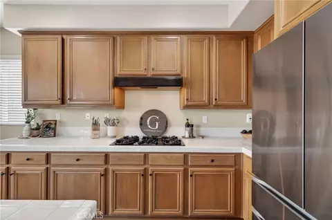 Kitchen - 33884 Pegase Ct, Temecula, CA 92592 photo 2 of 2