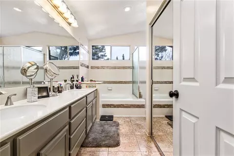 Bath - 30155 Campo Verde, Temecula, CA 92592 photo 2 of 4