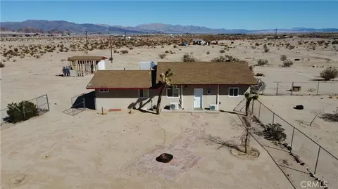 3939 Pinto Mtn, Twentynine Palms, CA 92277