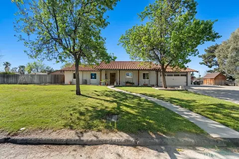 1581 Hackney St, Hemet, CA 92543