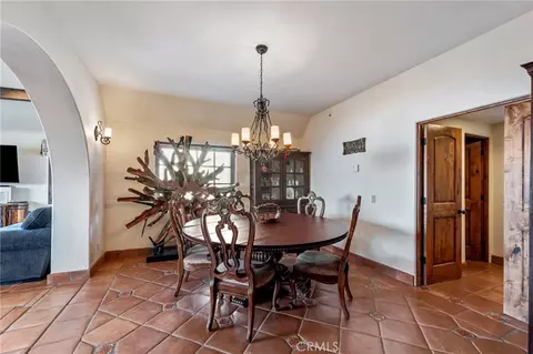 Dining - 9075 Mesa Vista St, Apple Valley, CA 92308 photo 1 of 1
