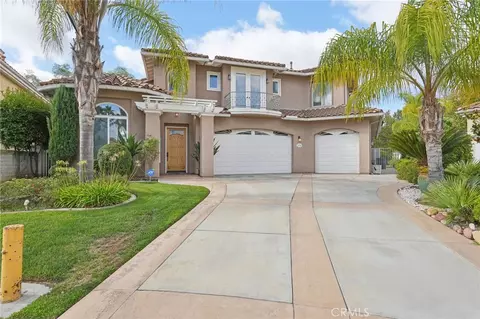 Exterior - 32509 Hupa Dr, Temecula, CA 92592 photo 2 of 8