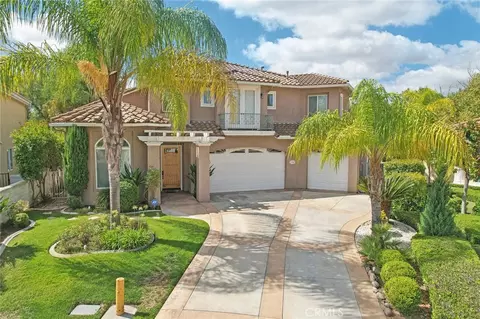 Exterior - 32509 Hupa Dr, Temecula, CA 92592 photo 5 of 8