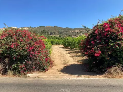 39 Carancho Rd, Temecula, CA 92590 photo 3