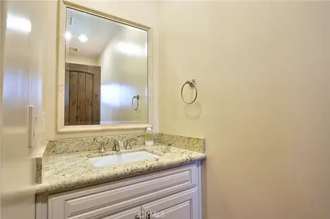 Bath - 31280 Pescado, Temecula, CA 92592 photo 6 of 11