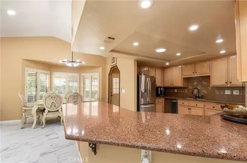 Kitchen - 2591 Peach Tree, Hemet, CA 92545 photo 4 of 4