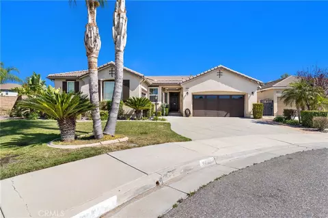 28012 Windjammer Ct, Menifee, CA 92585