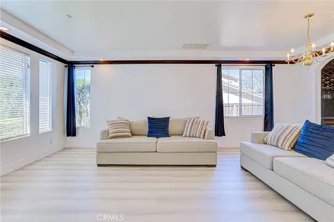 Living - 8034 Palm Vw, Riverside, CA 92508 photo 3 of 6