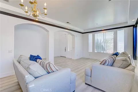 Living - 8034 Palm Vw, Riverside, CA 92508 photo 2 of 6