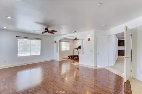Living - 8034 Palm Vw, Riverside, CA 92508 photo 4 of 6