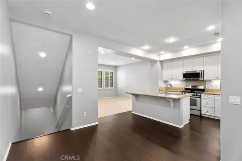 117 Silverado, Irvine, CA 92618