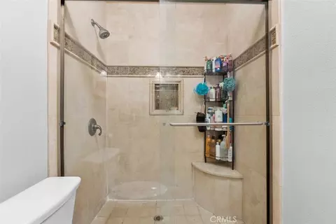 Bath - 4125 Pinehurst Ct, Fallbrook, CA 92028 photo 3 of 3