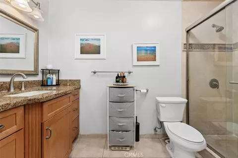 Bath - 4125 Pinehurst Ct, Fallbrook, CA 92028 photo 2 of 3